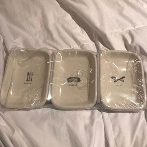 Rae Dunn Snack Nibble Munch 3 tray set